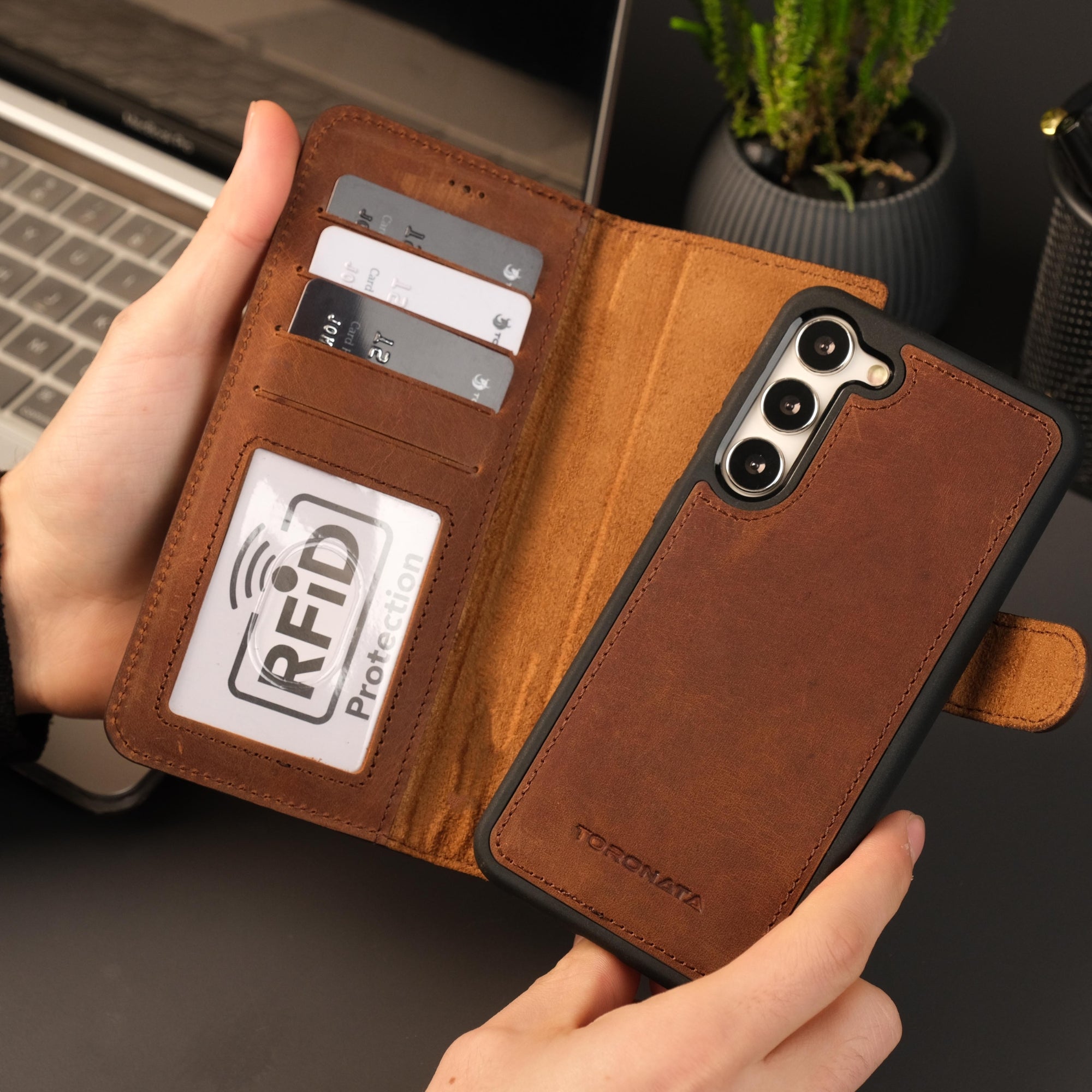 Leather Samsung Galaxy S25 Plus Wallet Case | Buffalo